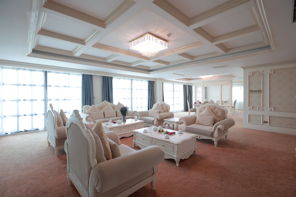 muong thanh holiday hoi an hotel