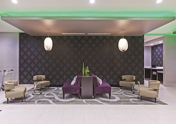 La Quinta Inn & Suites By Wyndham College Station South,College Station>>Brazos,3 star