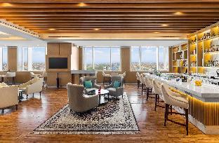 v hotel dubai curio collection by hilton