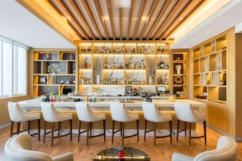 v hotel dubai curio collection by hilton