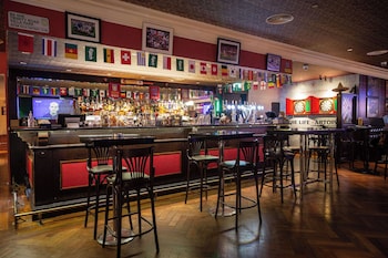 v hotel dubai curio collection by hilton