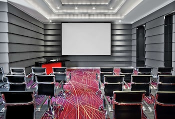 v hotel dubai curio collection by hilton