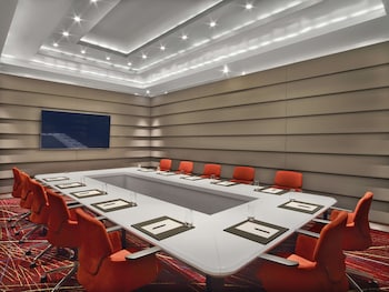 v hotel dubai curio collection by hilton