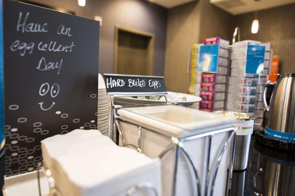 hampton inn houston i 10 east