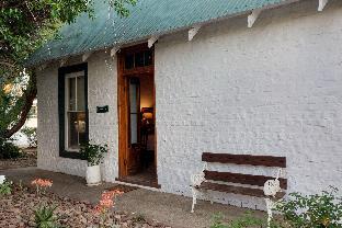 the willow historical guest house