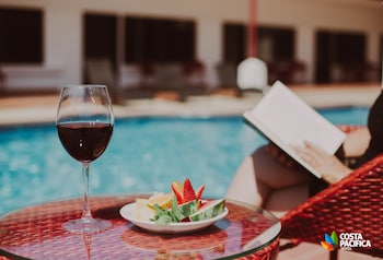 hotel costa pacifica