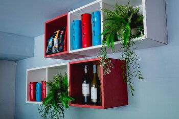 anchor boutique house