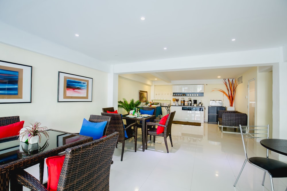 anchor boutique house