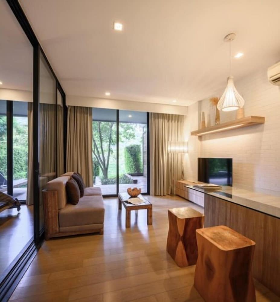 the peri hotel khao yai