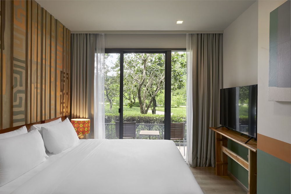 the peri hotel khao yai