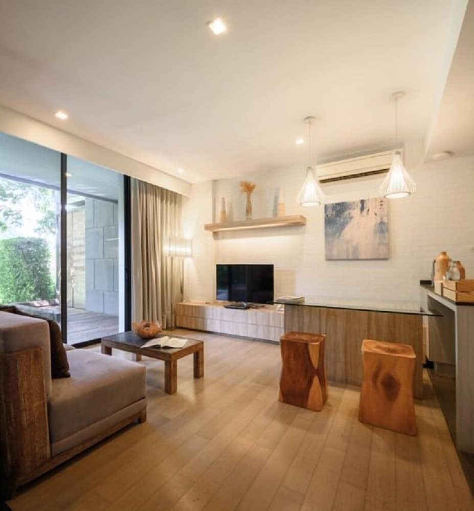 the peri hotel khao yai