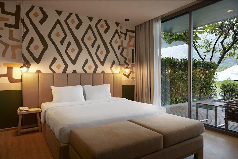 the peri hotel khao yai
