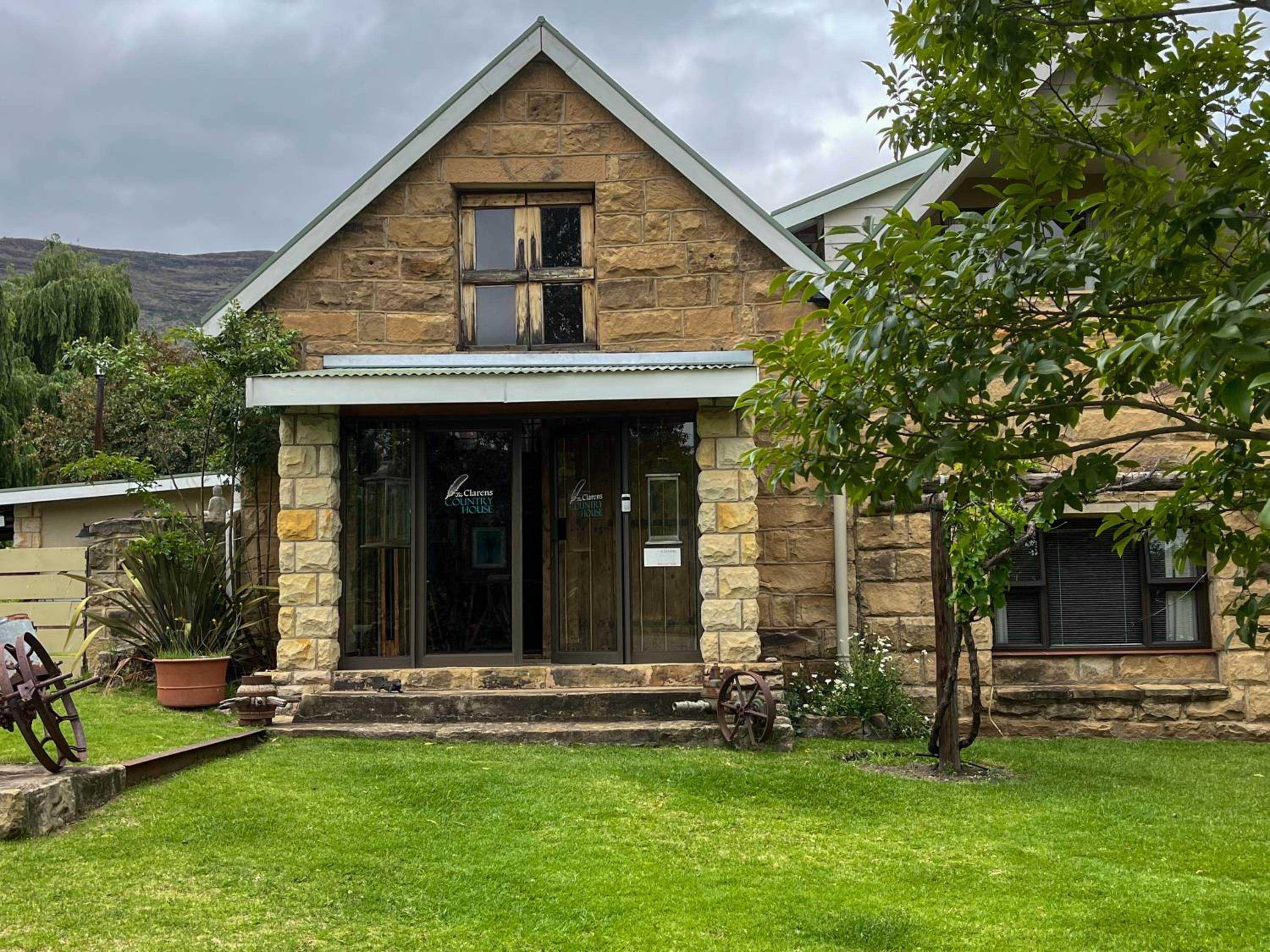 The Clarens Country House,Butha-Buthe>>Bloemfontein,4 star