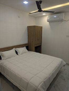 A Ramani Residency,,2 star