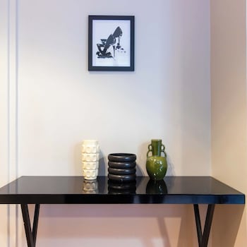 elegant apartment montorgueil le marais