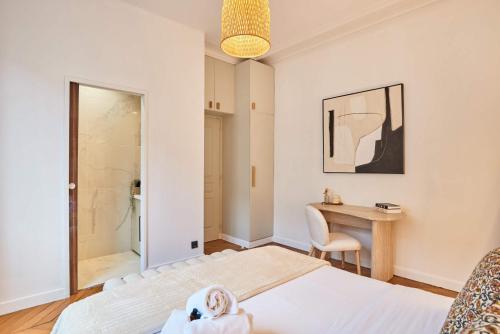 elegant apartment montorgueil le marais