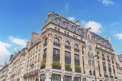elegant apartment montorgueil le marais