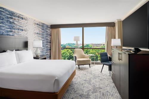 hilton charlotte university place