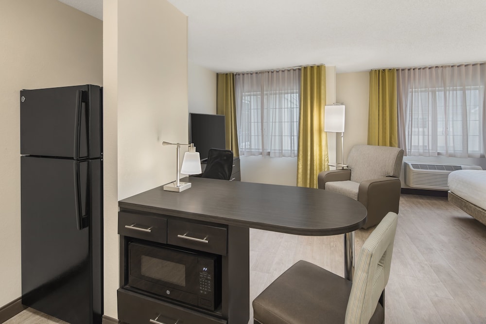 candlewood suites charlotte arrowood by ihg