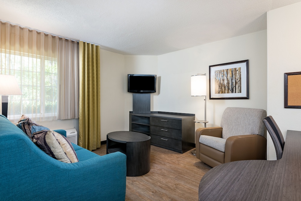candlewood suites charlotte arrowood by ihg