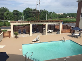 Candlewood Suites Charlotte - Arrowood By Ihg,Mecklenburg County>>Charlotte,3 star