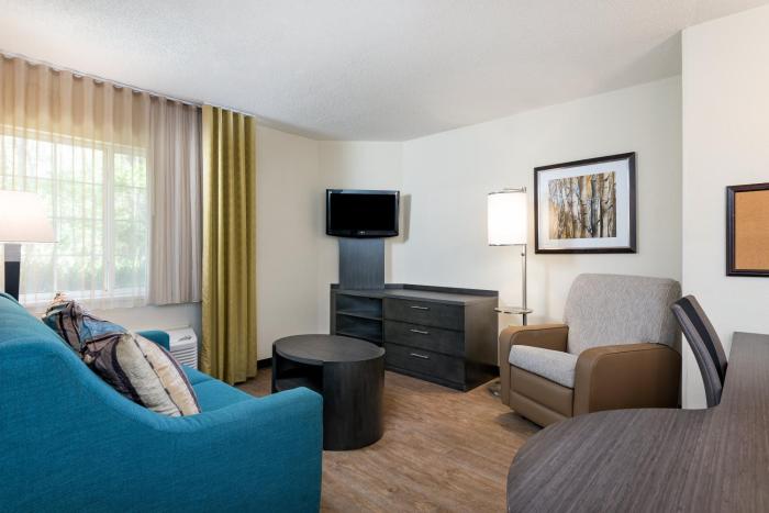 candlewood suites charlotte arrowood by ihg