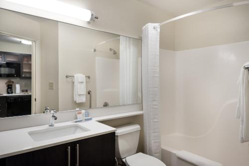 candlewood suites charlotte arrowood by ihg