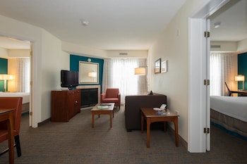 Residence Inn By Marriott Charlotte Piper Glen,Mecklenburg County>>Charlotte,3 star