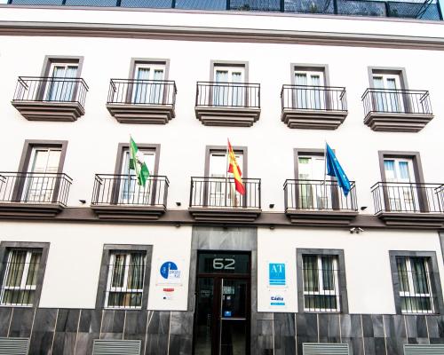 plaza de la luz cadiz