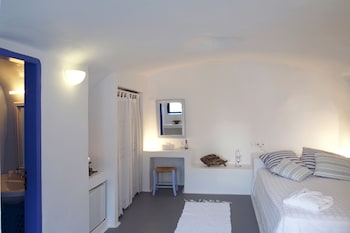 Aghios Artemios Traditional Houses,Imerovigli>>Fira,3 star