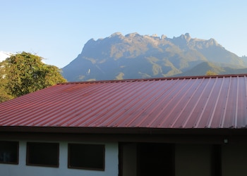 Mile 36 Lodge,Kundasang>>Kota Kinabalu,3 star