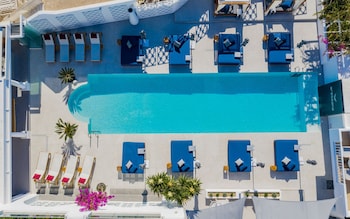 Aressana Spa Hotel And Suites,Megalochori>>Fira,4 star