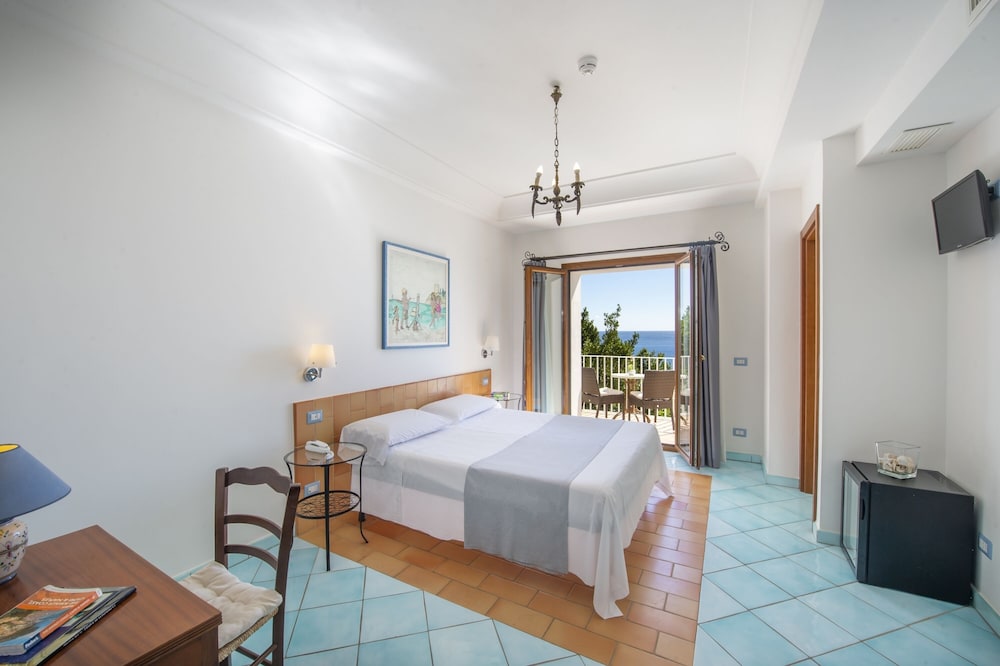 maresca hotel praiano