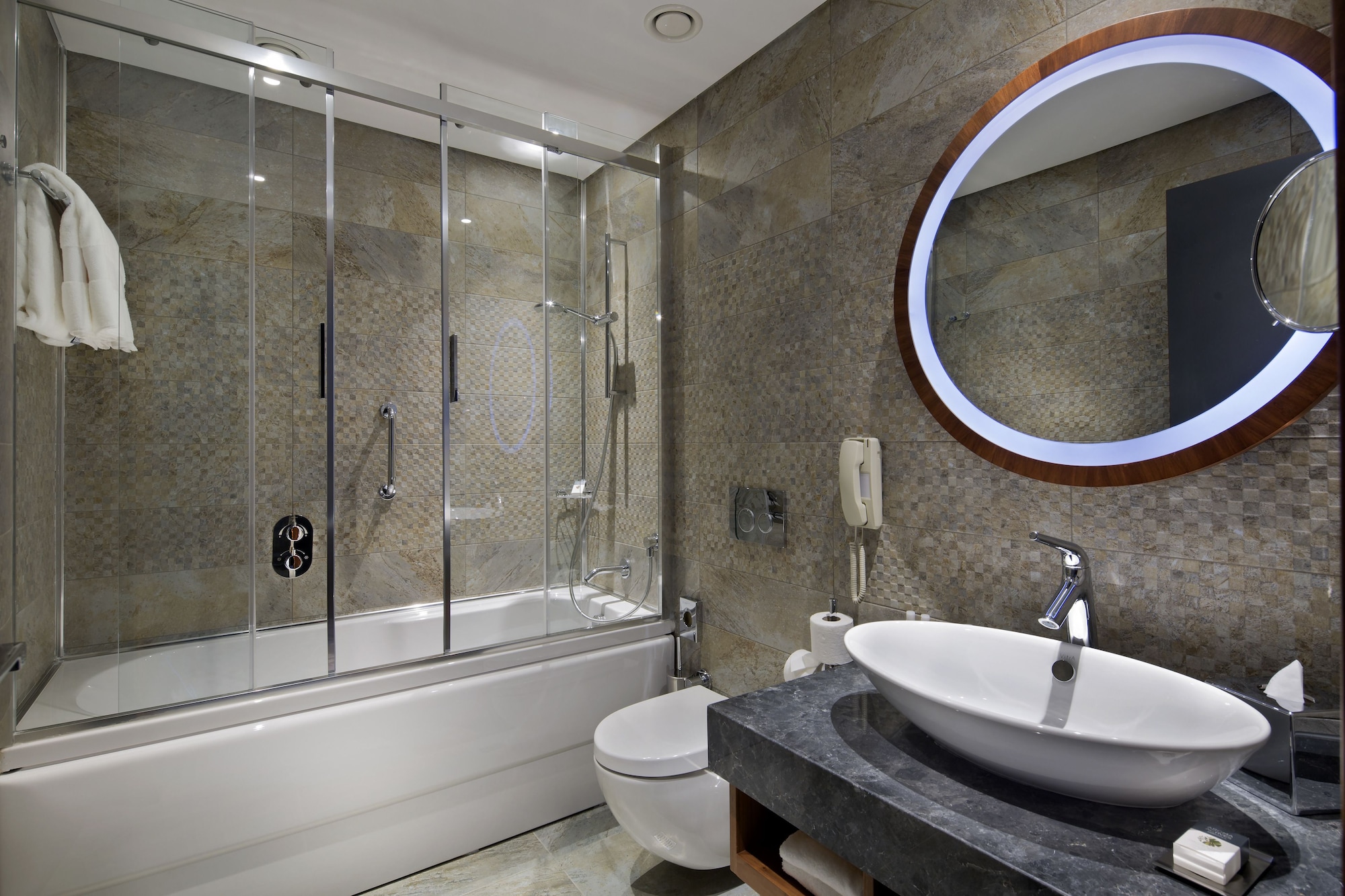 doubletree by hilton hotel istanbul piyalepasa