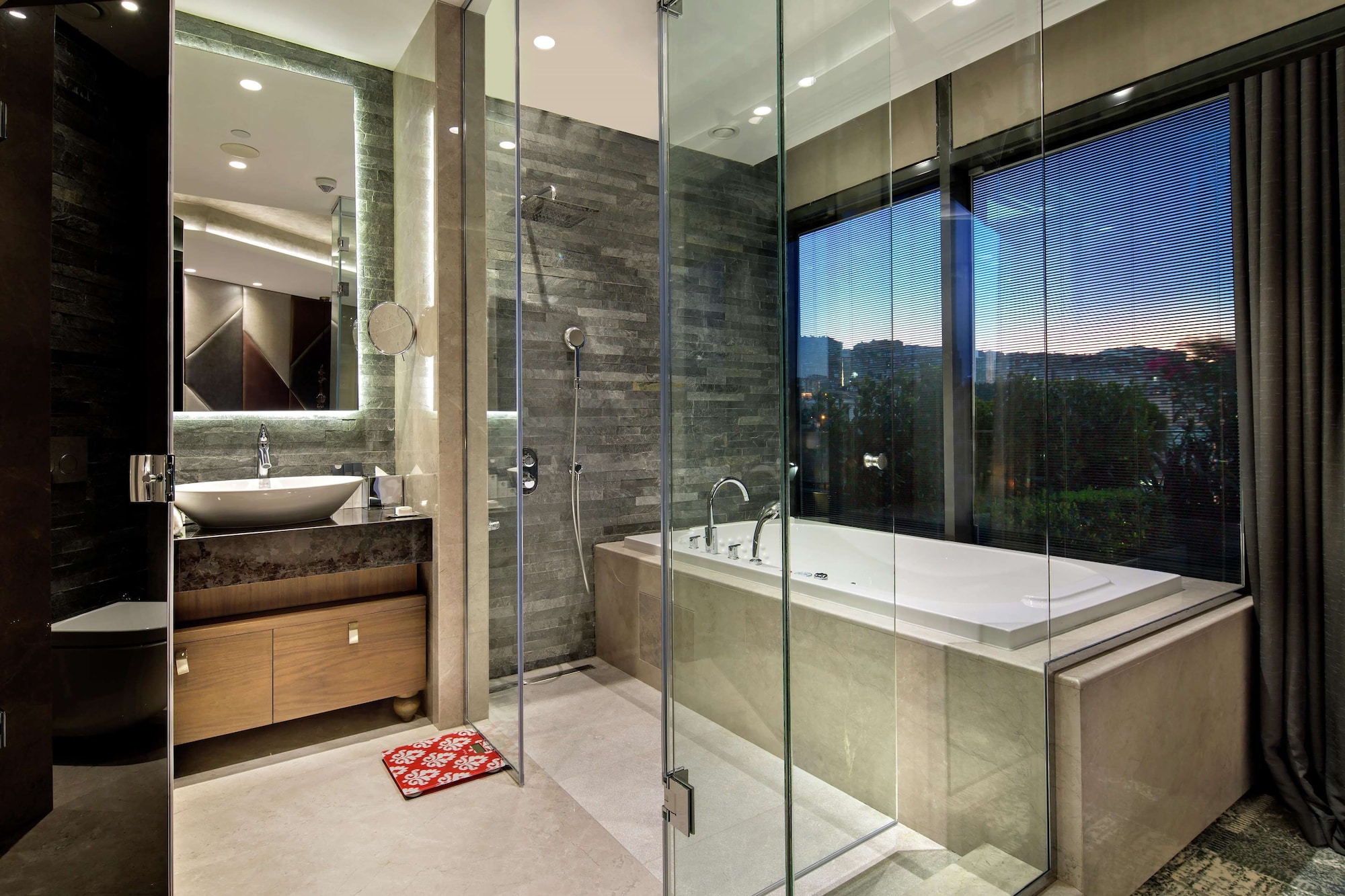 doubletree by hilton hotel istanbul piyalepasa