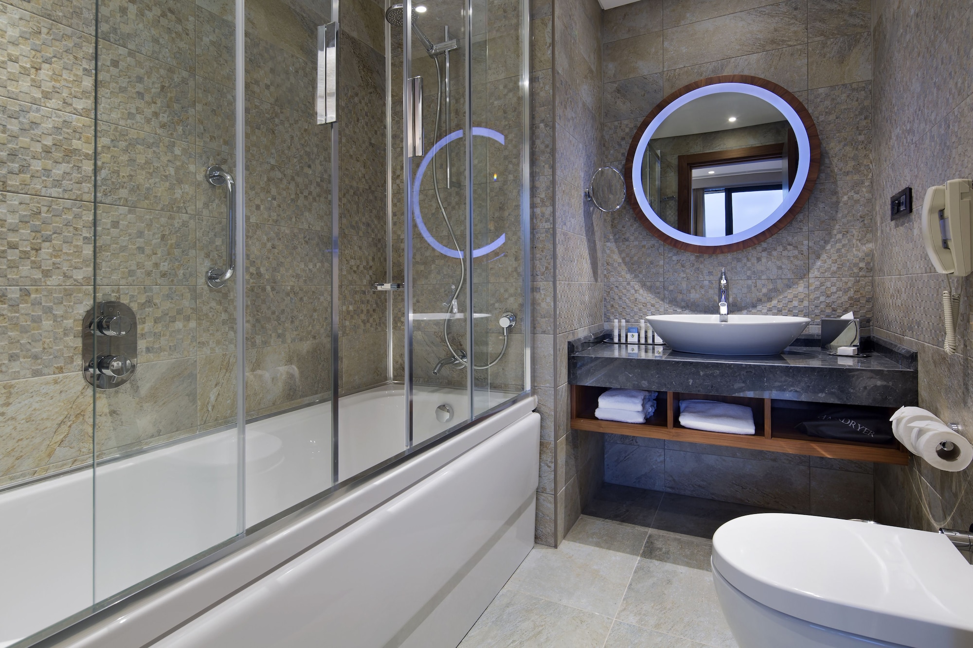 doubletree by hilton hotel istanbul piyalepasa