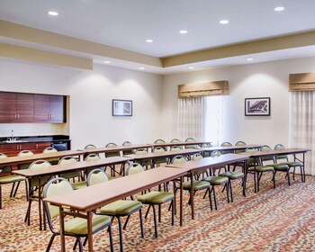 sleep inn and suites