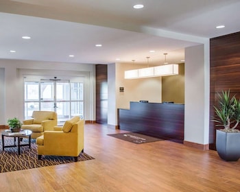Sleep Inn & Suites,Parkersburg>>North Hills,3 star