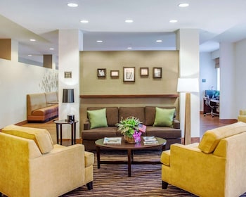 Sleep Inn & Suites,Parkersburg>>North Hills,3 star