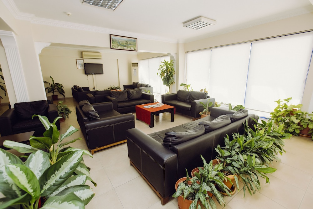 ozalp han hotel