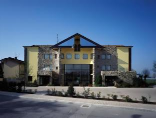 art and hotel