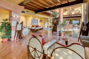 art and hotel