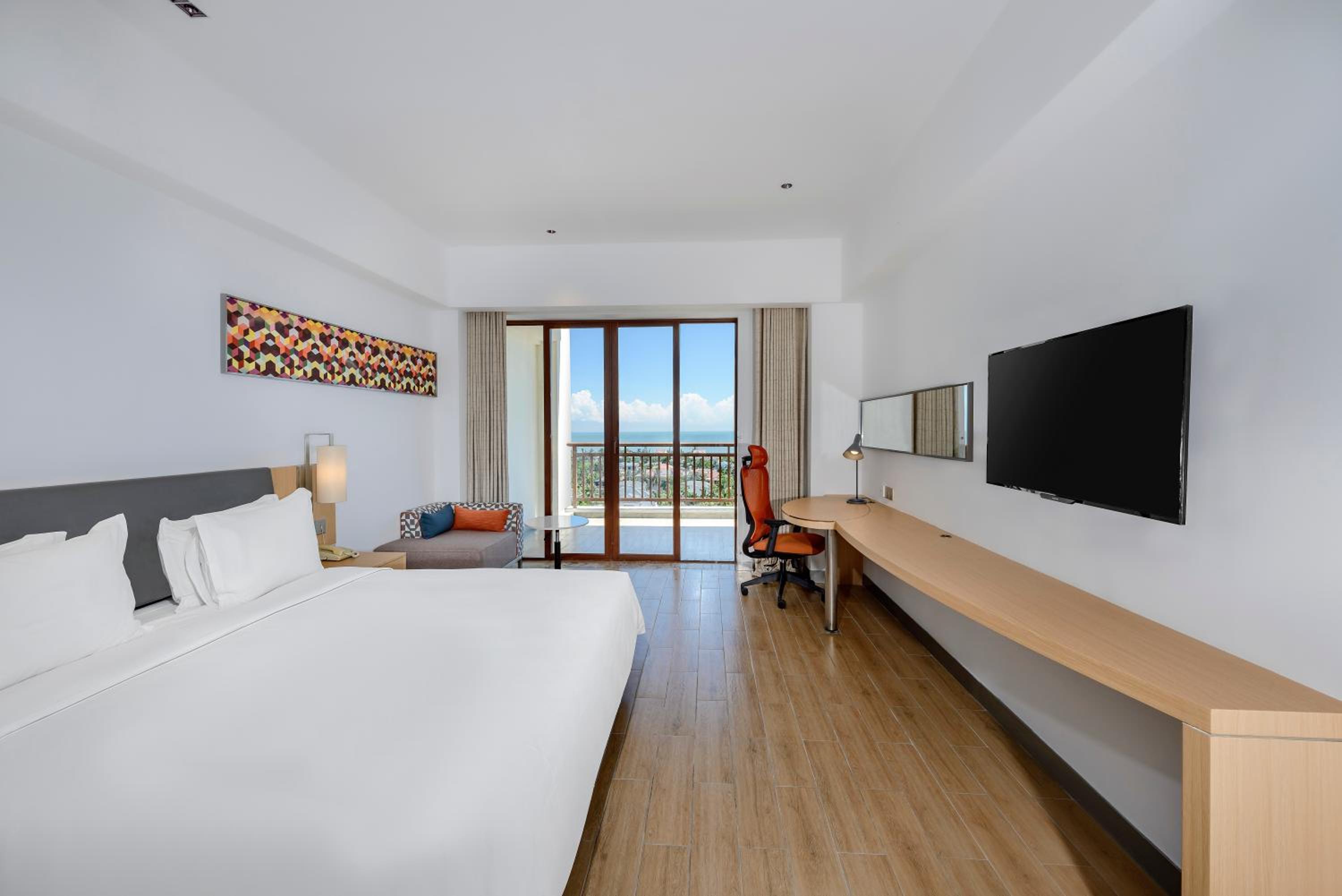 holiday inn express haikou west coast by ihg
