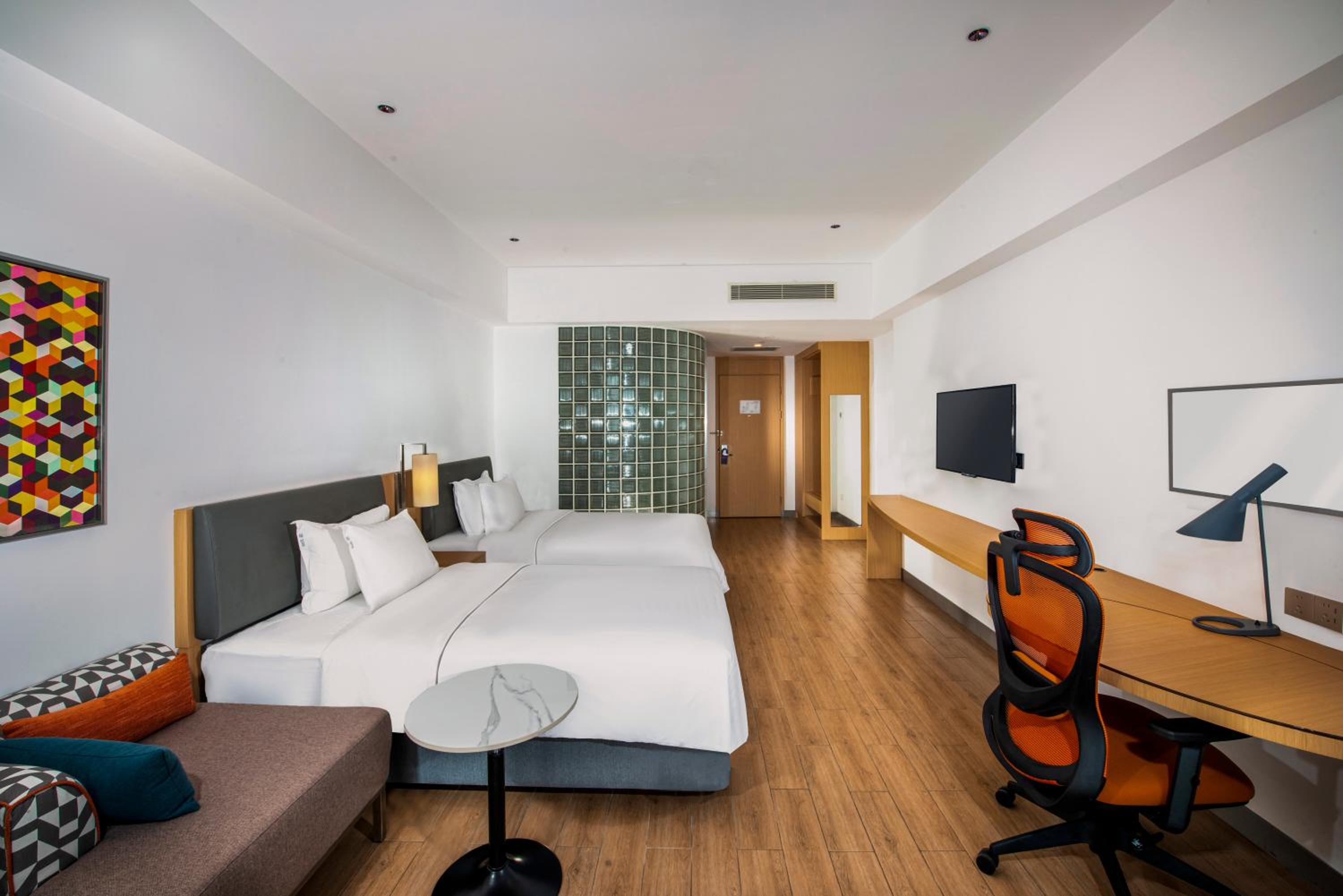 holiday inn express haikou west coast by ihg