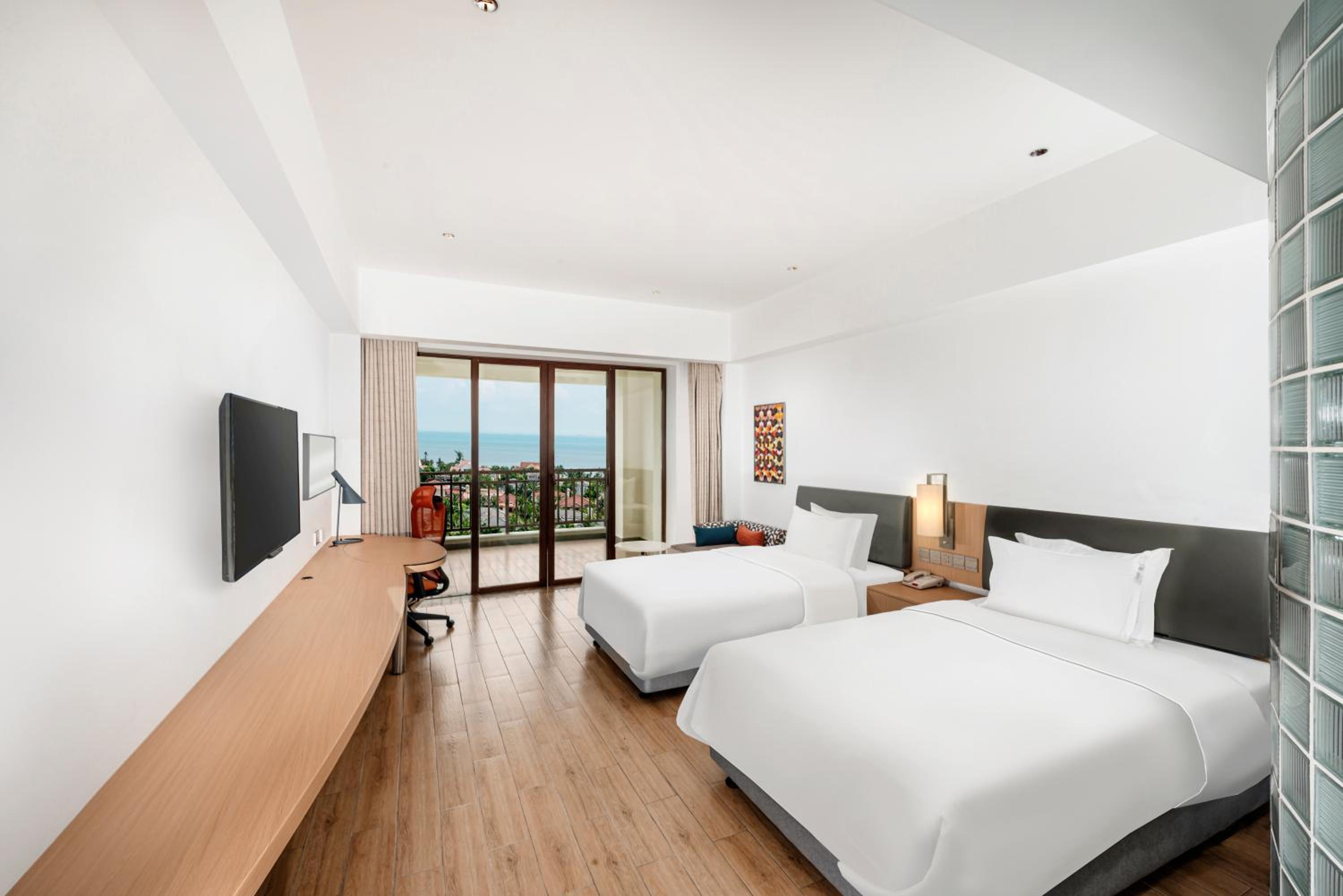 holiday inn express haikou west coast by ihg