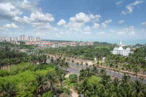 holiday inn express haikou west coast by ihg