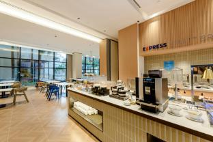 holiday inn express haikou west coast by ihg