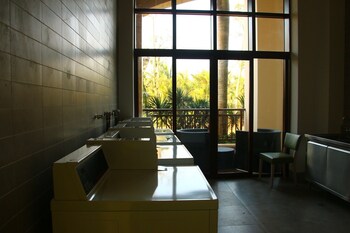 holiday inn express haikou west coast by ihg