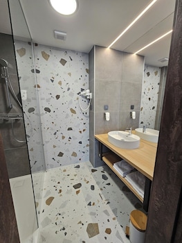 harmony club hotel ostrava