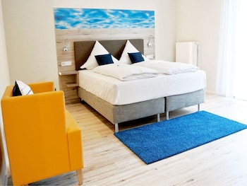 Bernsteinsee Hotel And Ferien Room With Balcony,,0 star